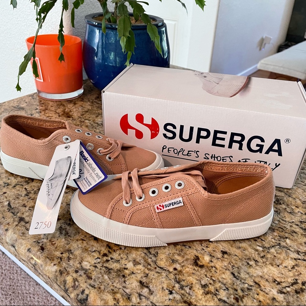Brand New Superga 2750 Cotu Classic sneakers